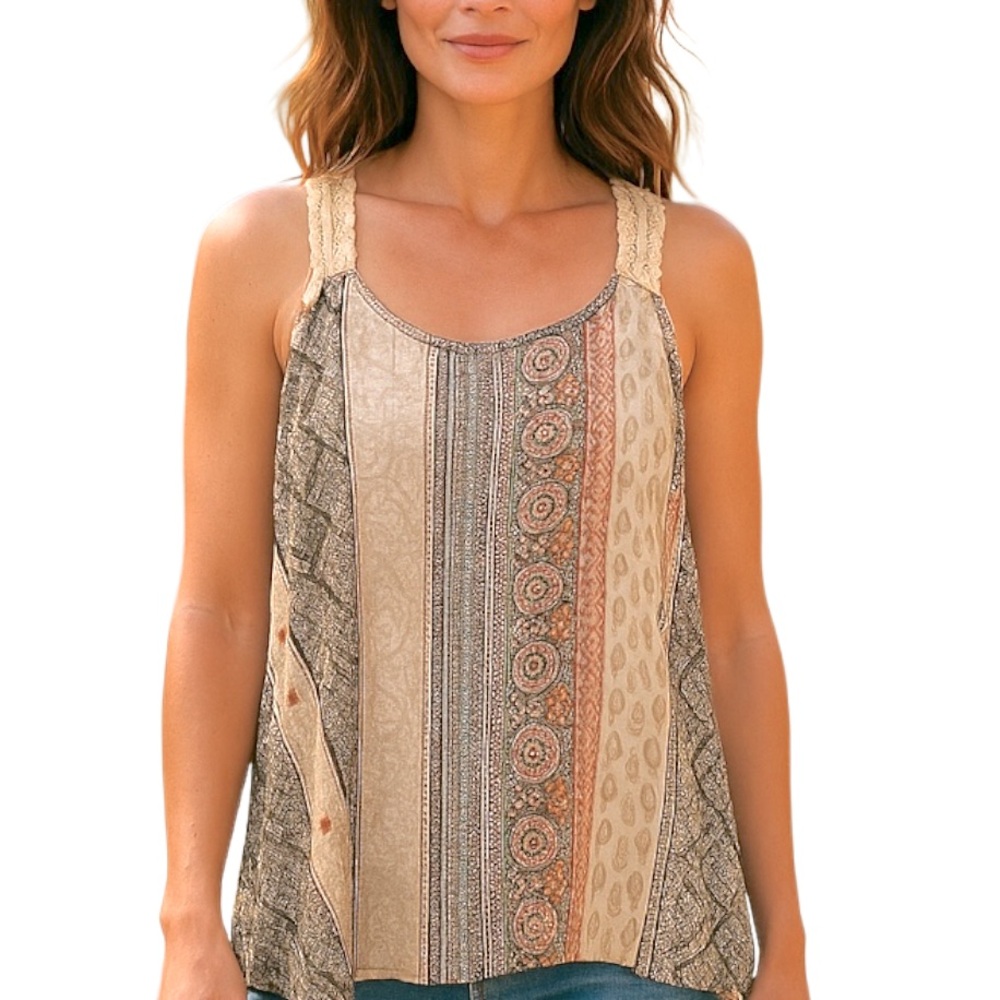 No Boundaries Lace Trimmed Racer Back Tank Top Juniors Size Medium